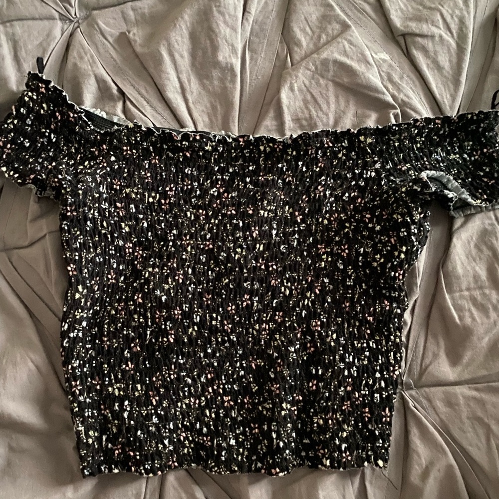 Black Floral Off the Shoulders Crop Top